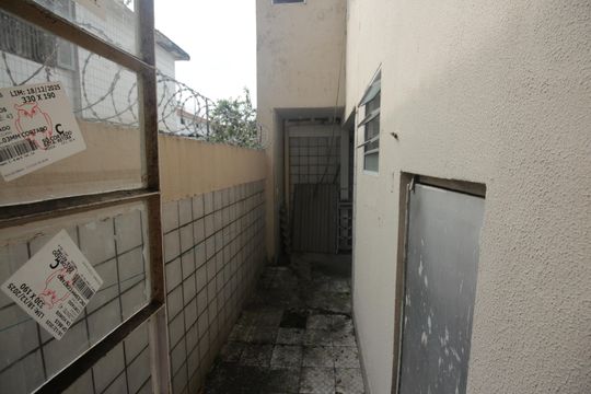 Área externa de casa para alugar com 4 quartos, 220m² em Boqueirão, Santos