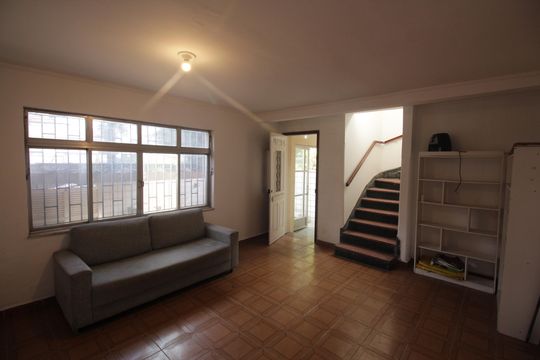 Casa para alugar com 4 quartos, 220m² em Boqueirão, Santos