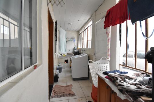 Área de Serviço de casa para alugar com 3 quartos, 100m² em Pinheirinho, Curitiba