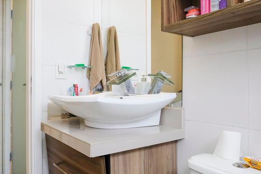 Banheiro da suíte de apartamento à venda com 2 quartos, 68m² em Fundação, São Caetano do Sul