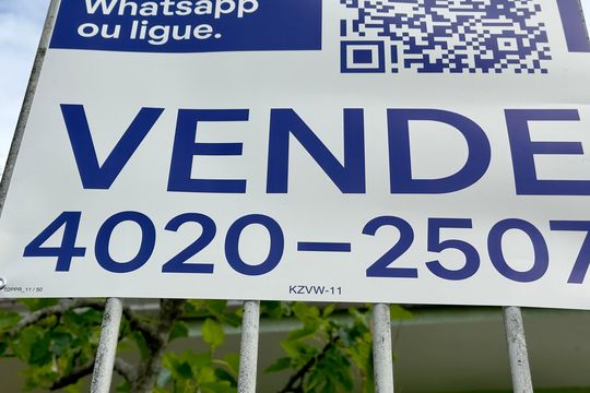 Placa QA KZVW-11 de casa à venda com 3 quartos, 360m² em Barreirinha, Curitiba