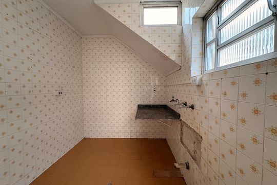 Lavanderia de casa para alugar com 3 quartos, 168m² em Vila Gilda, Santo André