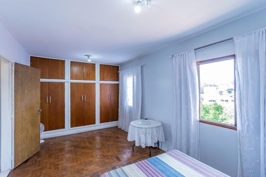 Quarto 2 de casa para alugar com 3 quartos, 180m² em Jardim Sao Ricardo, São Paulo
