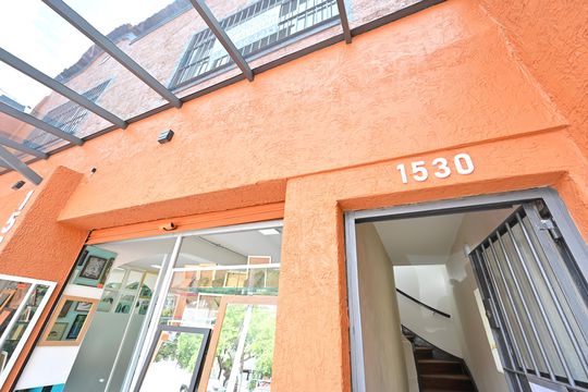 Fachada de kitnet/studio para alugar com 1 quarto, 18m² em Mirandópolis, São Paulo