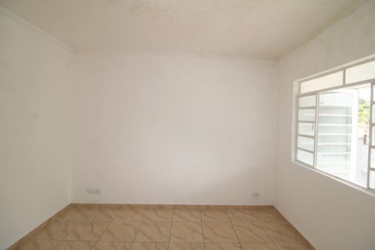 Sala de casa para alugar com 3 quartos, 200m² em Vila Basileia, São Paulo