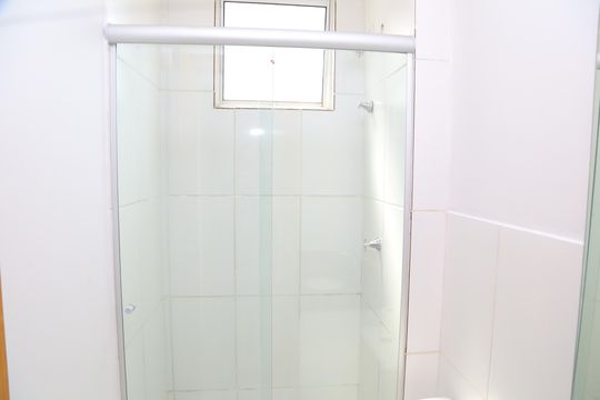 Banheiro de apartamento à venda com 2 quartos, 67m² em Jardim da Luz, Goiânia