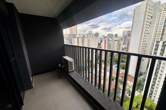 Varanda de kitnet/studio para alugar com 1 quarto, 25m² em Brooklin, São Paulo