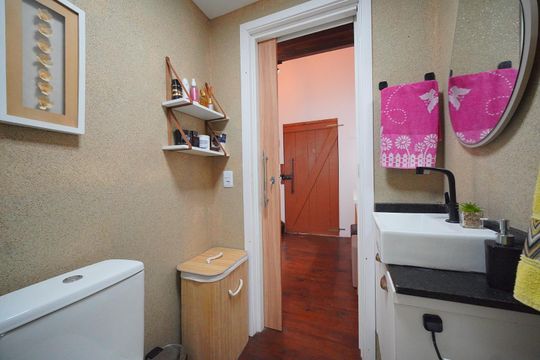 Banheiro de casa para alugar com 2 quartos, 70m² em Ingleses, Florianópolis