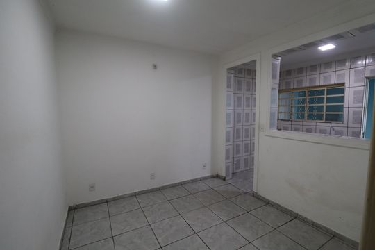 Kitnet/Studio para alugar com 1 quarto, 29m² em Jardim Zulmira, Sorocaba