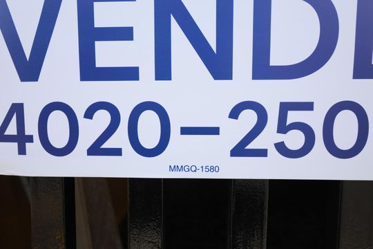 Placa de casa à venda com 3 quartos, 110m² em Santo Antônio, Osasco