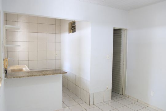 Kitnet/Studio para alugar com 1 quarto, 45m² em Setor Goiânia 2, Goiânia