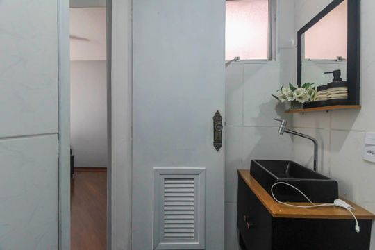 Banheiro de apartamento para alugar com 3 quartos, 64m² em Vila Alpina, São Paulo