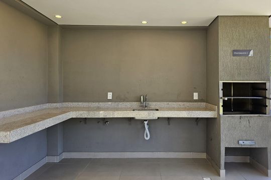 Área comum - Churrasqueira de apartamento para alugar com 2 quartos, 44m² em Cosmos, Rio de Janeiro