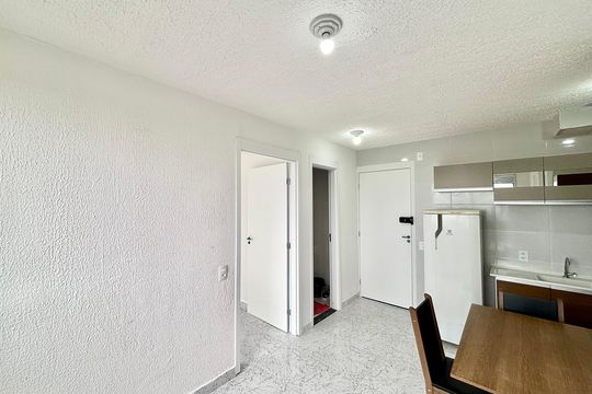 Sala de apartamento para alugar com 2 quartos, 34m² em Vila Silvia, São Paulo