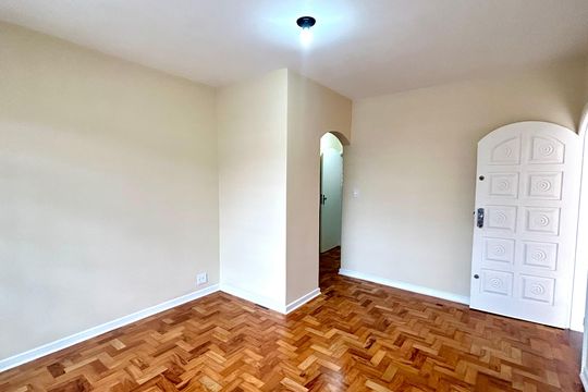 Sala de casa para alugar com 2 quartos, 100m² em Parque Continental I, Guarulhos