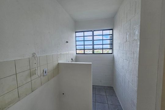 Área de serviço de apartamento para alugar com 2 quartos, 39m² em Canudos, Novo Hamburgo
