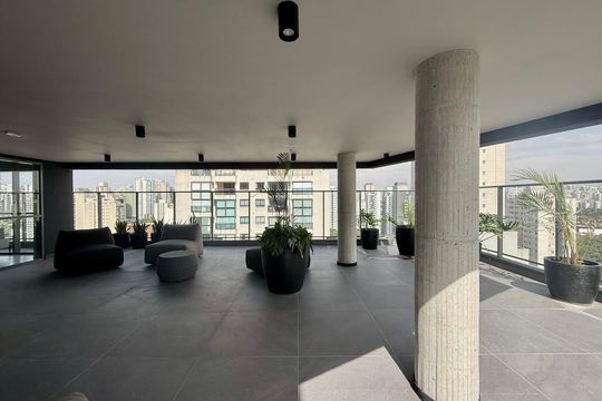 Terraço  de kitnet/studio à venda com 1 quarto, 24m² em Vila Olímpia, São Paulo