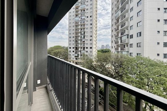 Sacada  de kitnet/studio à venda com 1 quarto, 24m² em Vila Olímpia, São Paulo