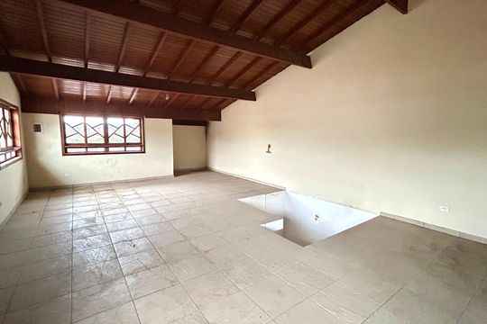 Salão de casa para alugar com 3 quartos, 254m² em Vila Rosalia, Guarulhos