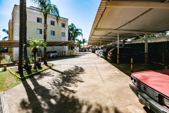 Garagem de apartamento para alugar com 2 quartos, 48m² em Savassi, Ribeirão das Neves