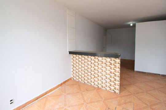 Kitnet/Studio para alugar com 1 quarto, 42m² em Qno 3, Brasília
