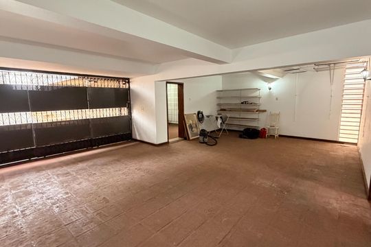 Garagem de casa para alugar com 5 quartos, 323m² em Jardim Europa, Piracicaba