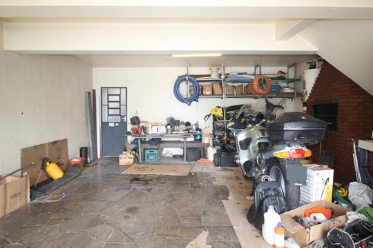 Garagem de casa para alugar com 3 quartos, 318m² em Chácara das Pedras, Porto Alegre