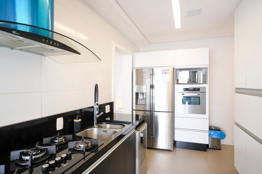 Cozinha de apartamento à venda com 2 quartos, 112m² em Santa Maria, São Caetano do Sul