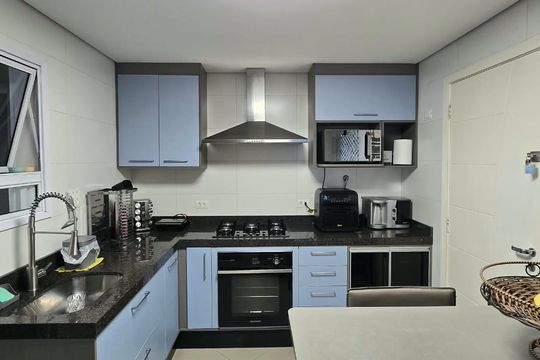 Cozinha  de apartamento à venda com 3 quartos, 108m² em Vila Augusta, Guarulhos