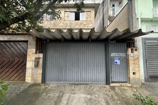 Fachada de casa para alugar com 4 quartos, 300m² em Vila Marari, São Paulo
