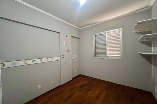 Quarto 2 de apartamento à venda com 2 quartos, 65m² em Ponte Preta, Campinas