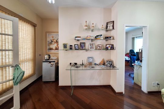 Corredor de casa de condomínio à venda com 4 quartos, 300m² em Pendotiba, Niterói