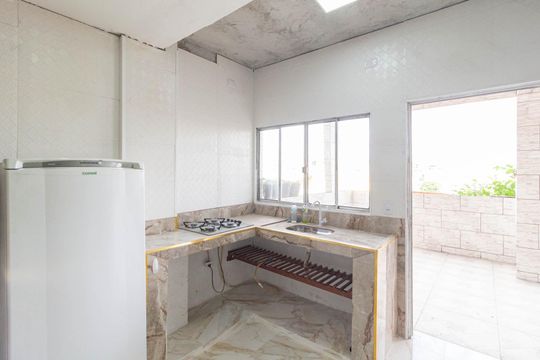 Cozinha de casa para alugar com 2 quartos, 75m² em Veloso, Osasco
