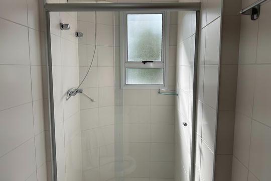 Banheiro da Suíte 1 de apartamento para alugar com 3 quartos, 156m² em Parque Residencial Aquarius, São José dos Campos