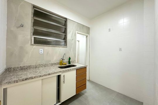Apartamento para alugar com 2 quartos, 68m² em Humaitá, Rio de Janeiro