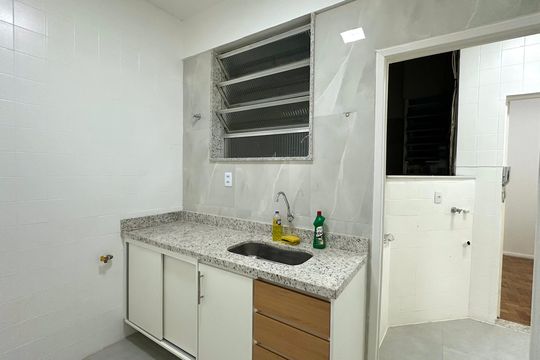 Apartamento para alugar com 2 quartos, 68m² em Humaitá, Rio de Janeiro