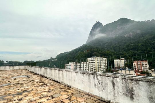 Apartamento para alugar com 2 quartos, 68m² em Humaitá, Rio de Janeiro