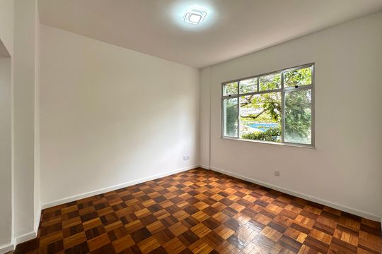 Apartamento para alugar com 2 quartos, 68m² em Humaitá, Rio de Janeiro