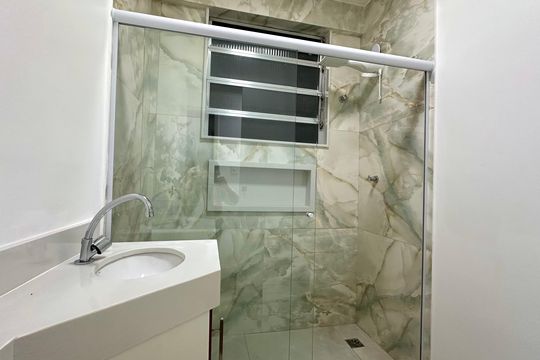 Apartamento para alugar com 2 quartos, 68m² em Humaitá, Rio de Janeiro