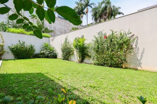 Casa à venda com 4 quartos, 710m² em Morumbi, São Paulo