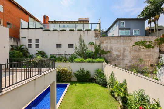 Casa à venda com 4 quartos, 710m² em Morumbi, São Paulo