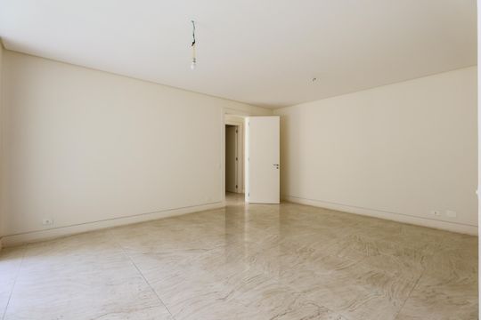 Casa à venda com 4 quartos, 710m² em Morumbi, São Paulo