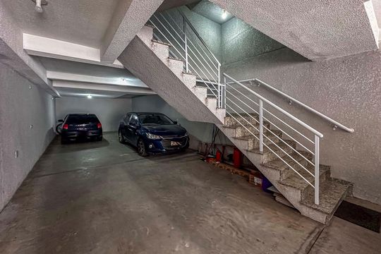 Garagem de apartamento para alugar com 2 quartos, 48m² em Vila Linda, Santo André