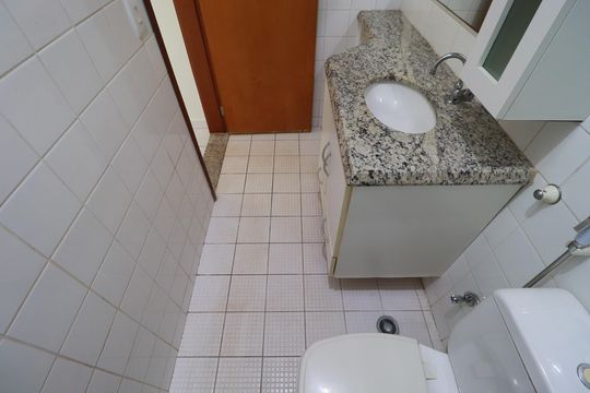 Banheiro  de apartamento para alugar com 1 quarto, 49m² em Nova Ribeirânia, Ribeirão Preto