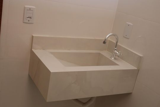 Banheiro de casa para alugar com 2 quartos, 90m² em Jardim Olímpico, Montes Claros