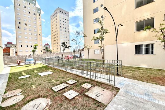 Área comum de apartamento para alugar com 2 quartos, 49m² em Jardim Lourdes, Ferraz de Vasconcelos