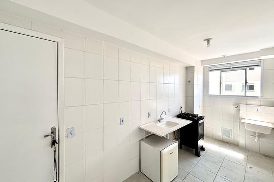 Cozinha de apartamento para alugar com 2 quartos, 49m² em Jardim Lourdes, Ferraz de Vasconcelos