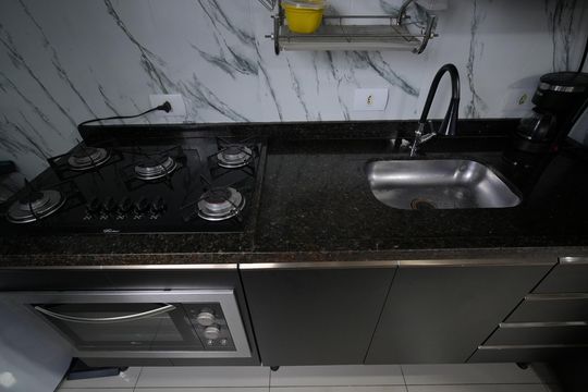Cozinha de apartamento à venda com 2 quartos, 38m² em Vila Curuçá, Santo André