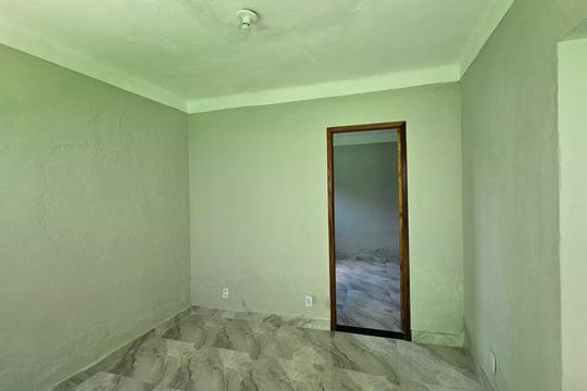 Casa para alugar com 1 quarto, 65m² em Areia Branca, Belford Roxo