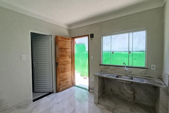 Casa para alugar com 2 quartos, 65m² em Areia Branca, Belford Roxo